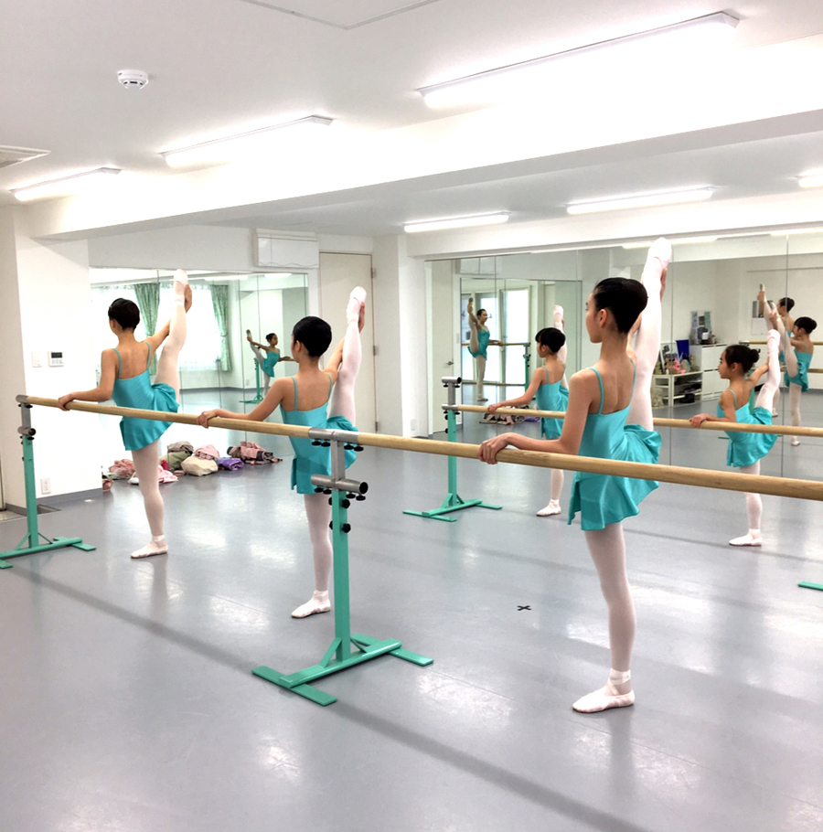 バレエスタジオ kurumiballet.com